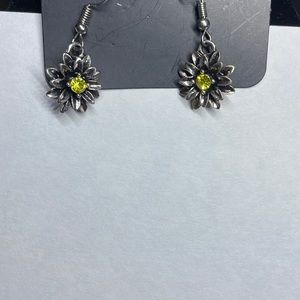 Flower earrings